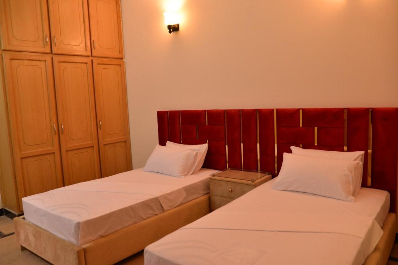 Redbury Guesthouse 이슬라마바드 외부 사진