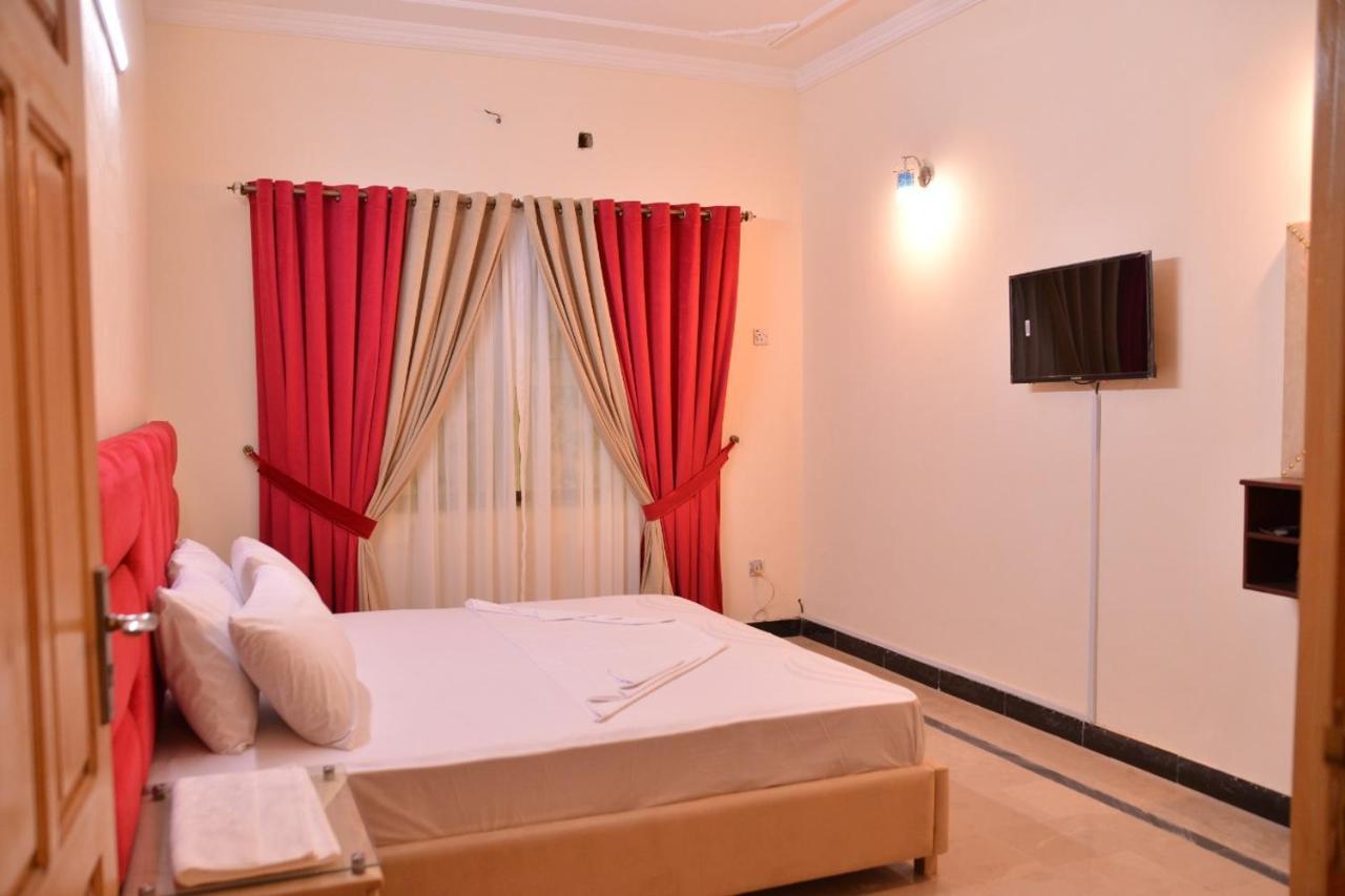 Redbury Guesthouse 이슬라마바드 외부 사진